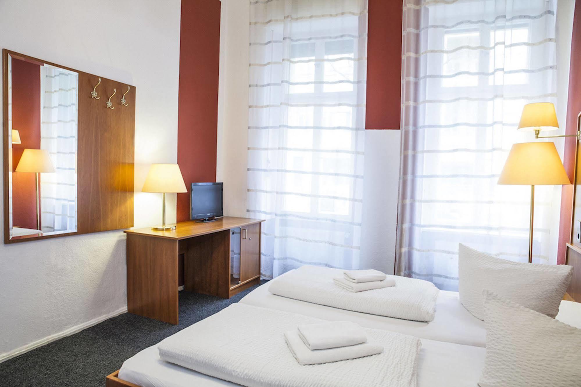 Hotel Pension Insor Berlin Kültér fotó