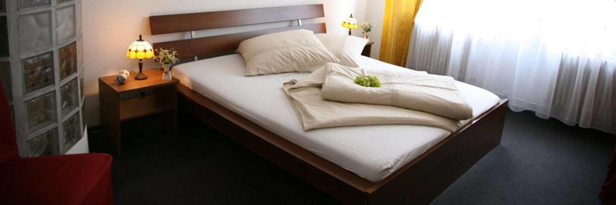 Hotel Pension Insor Berlin Kültér fotó